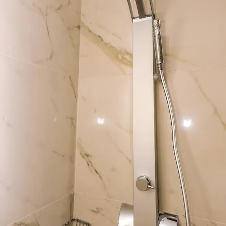 Island Dreams & Penzion