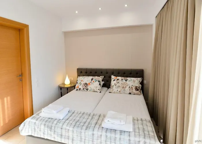 Island Dreams & 3* Rhodes City